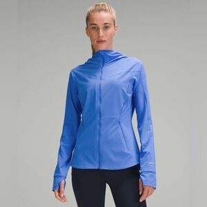 Lululemon Mist Over Windbreaker, Pipe Dream Blue, Size 8